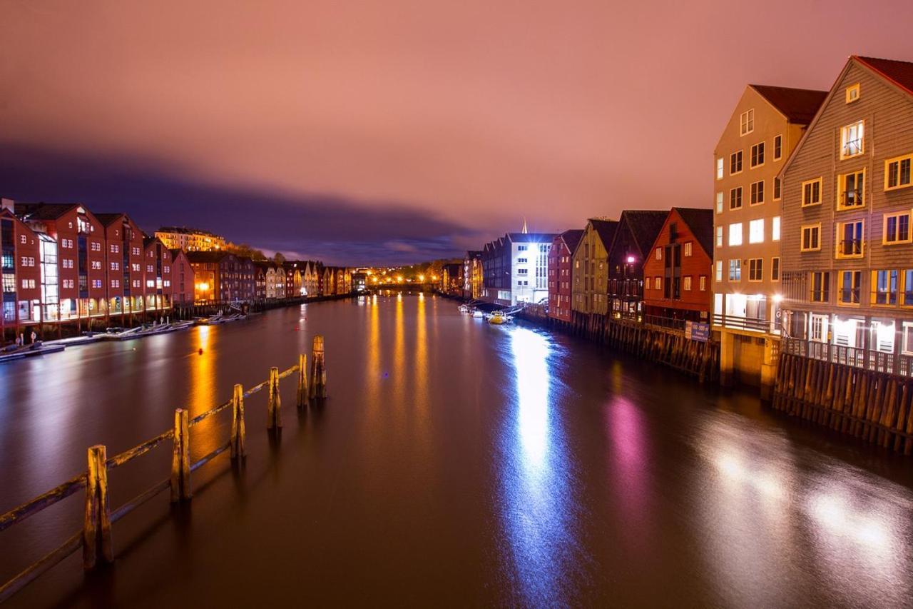 Central Big And Bright Resting Place Trondheim Exteriör bild